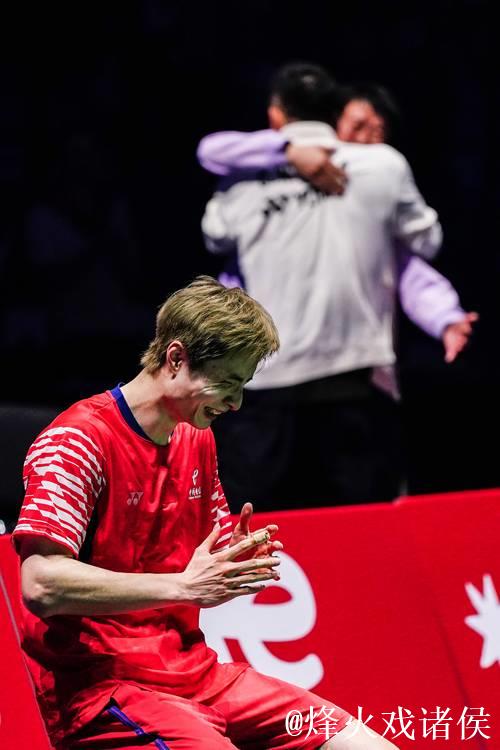 石宇奇总决赛爆冷丢冠,法国小将小波波夫一战封王 石宇奇总决赛爆冷丢冠,法国小将小波波夫一战封王